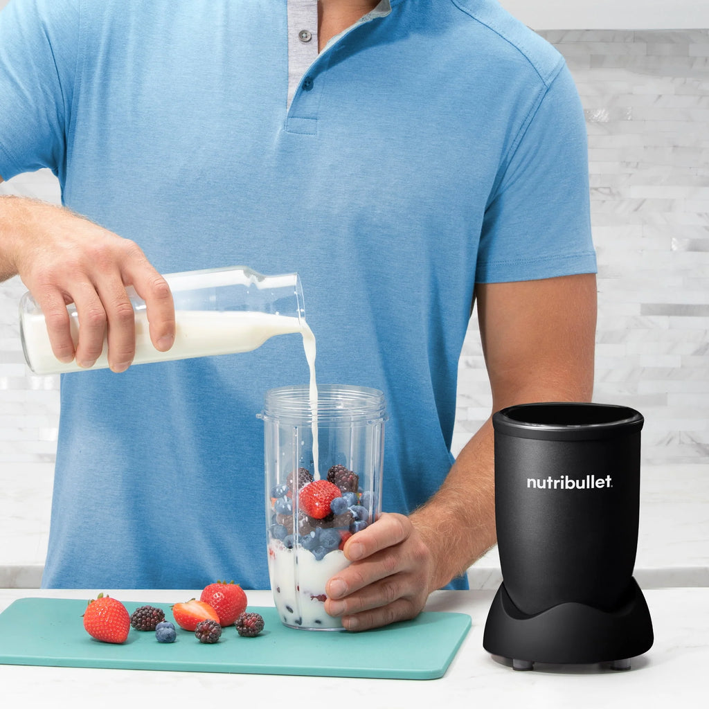900 Watt 32 oz Personal Blender Z7723