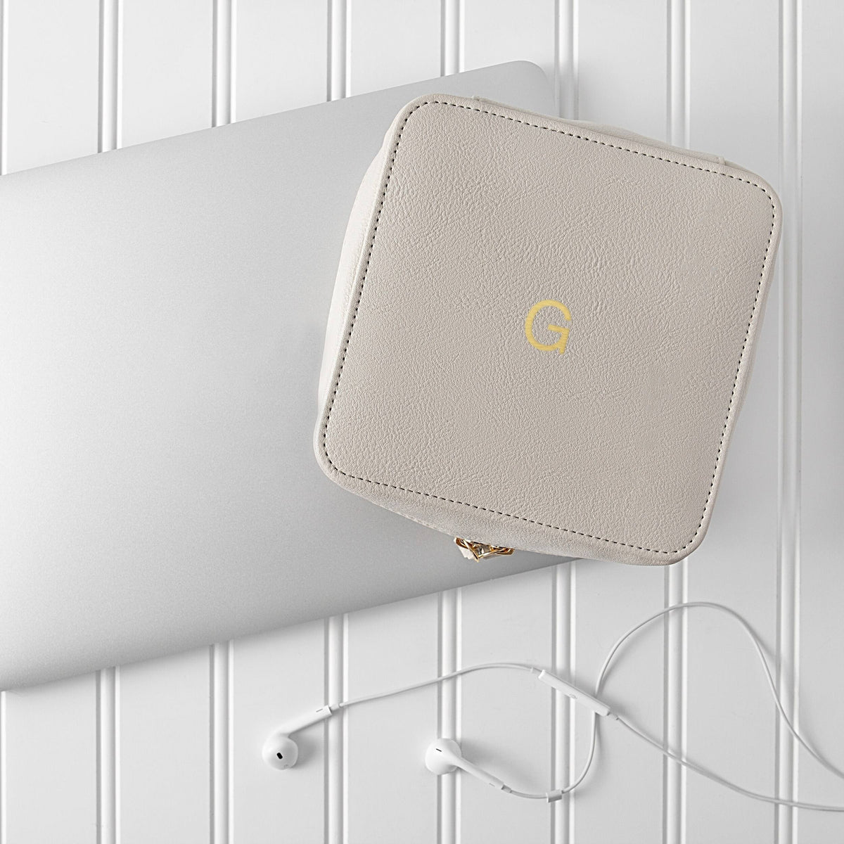 Travel Tech Case A23640
