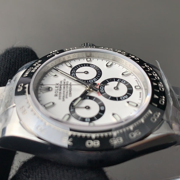 Classic Panda Black & White Dial 40mm P914