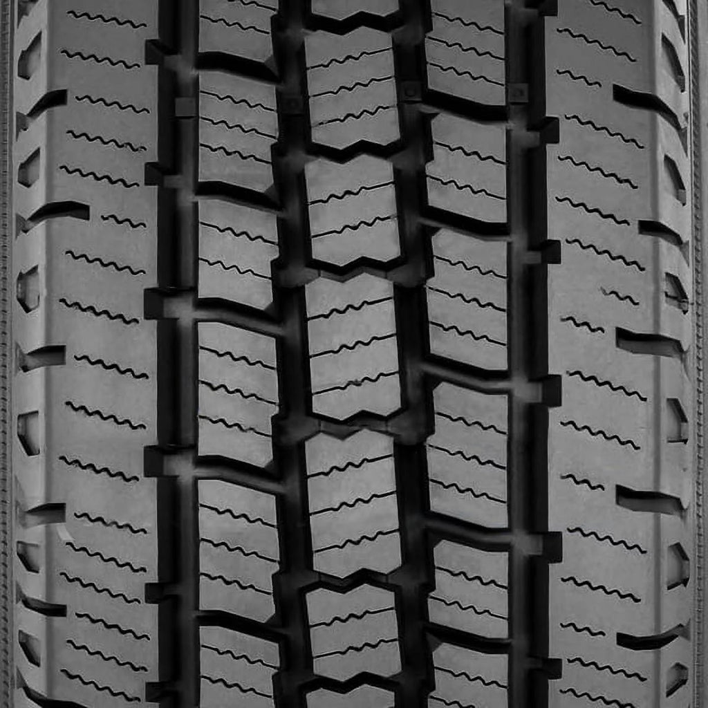 275/65R18 123 S Tire X4218