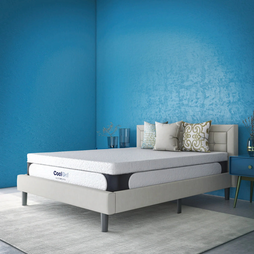 Queen Gel Memory Foam Mattress with 2 Pillows G818291