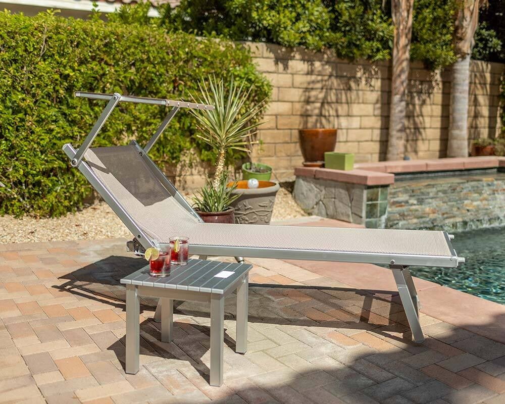 Outdoor Patio Chaise Lounge with Sun Shade T749050