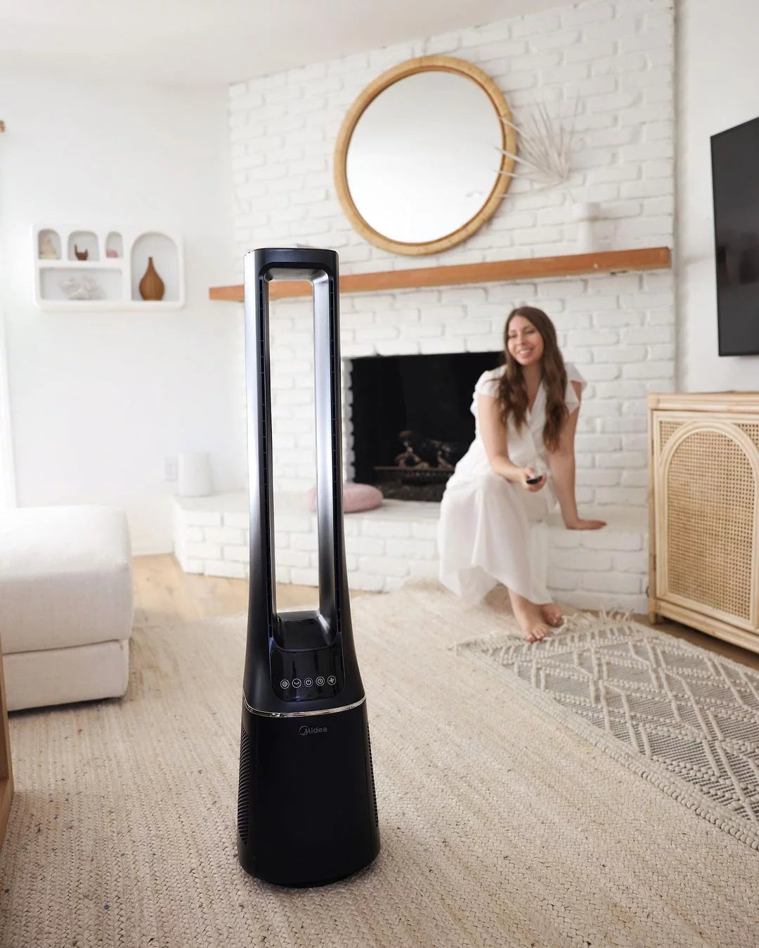 Bladeless Tower Fan & HEPA Air Purifier with Remote Control O9120