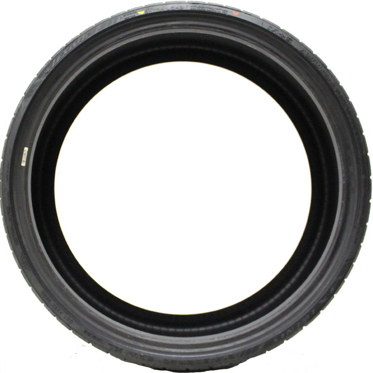 255/40ZR20 101W XL Passenger Tire Y3259