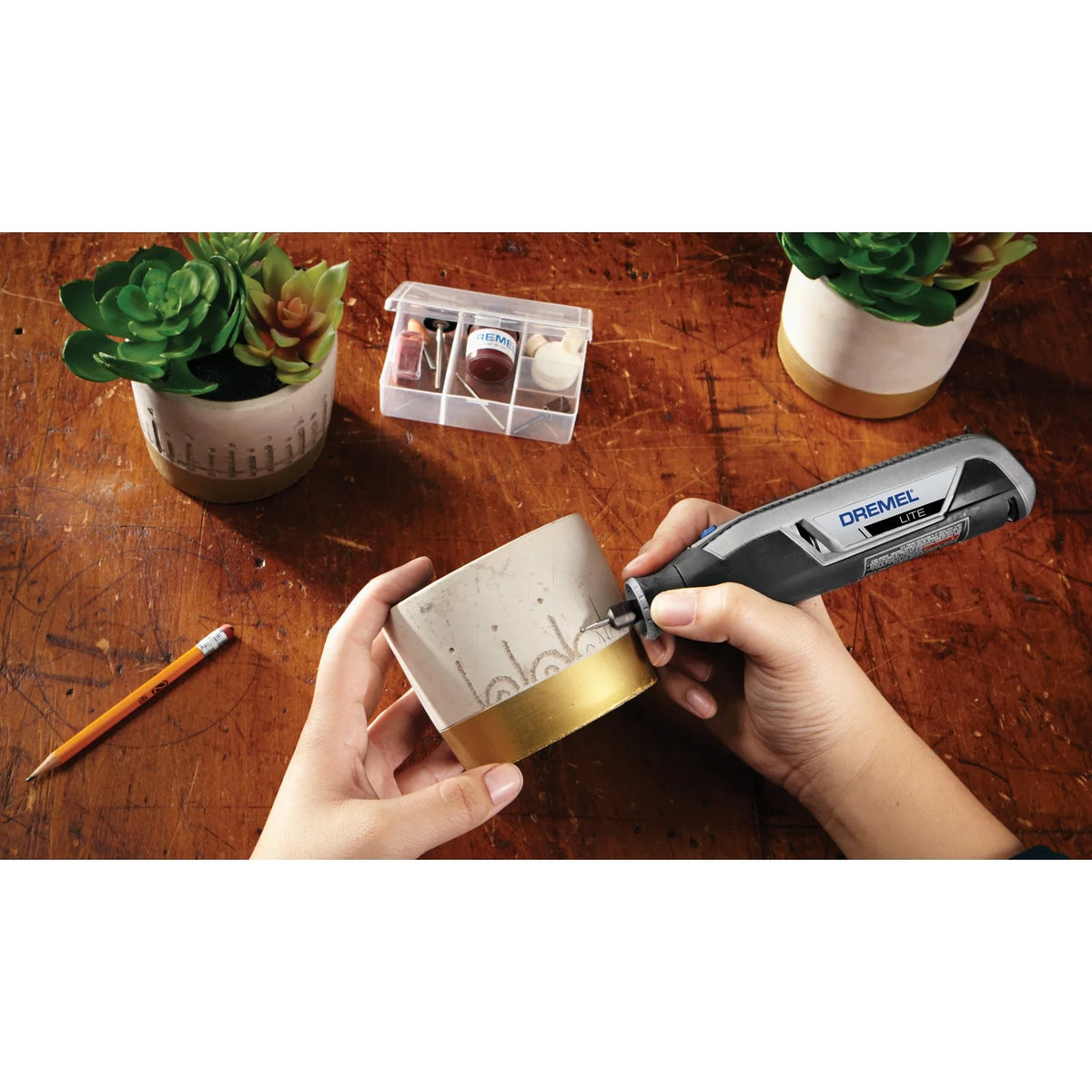 Cordless Rotary Tool Q5888