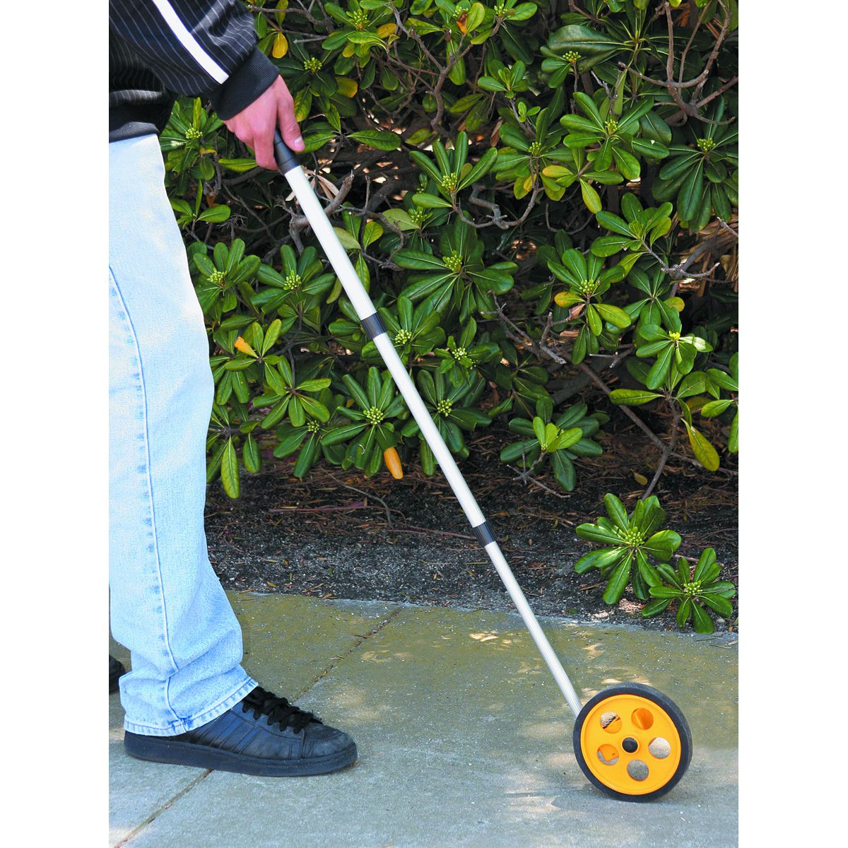 Digital Measuring Wheel H35523