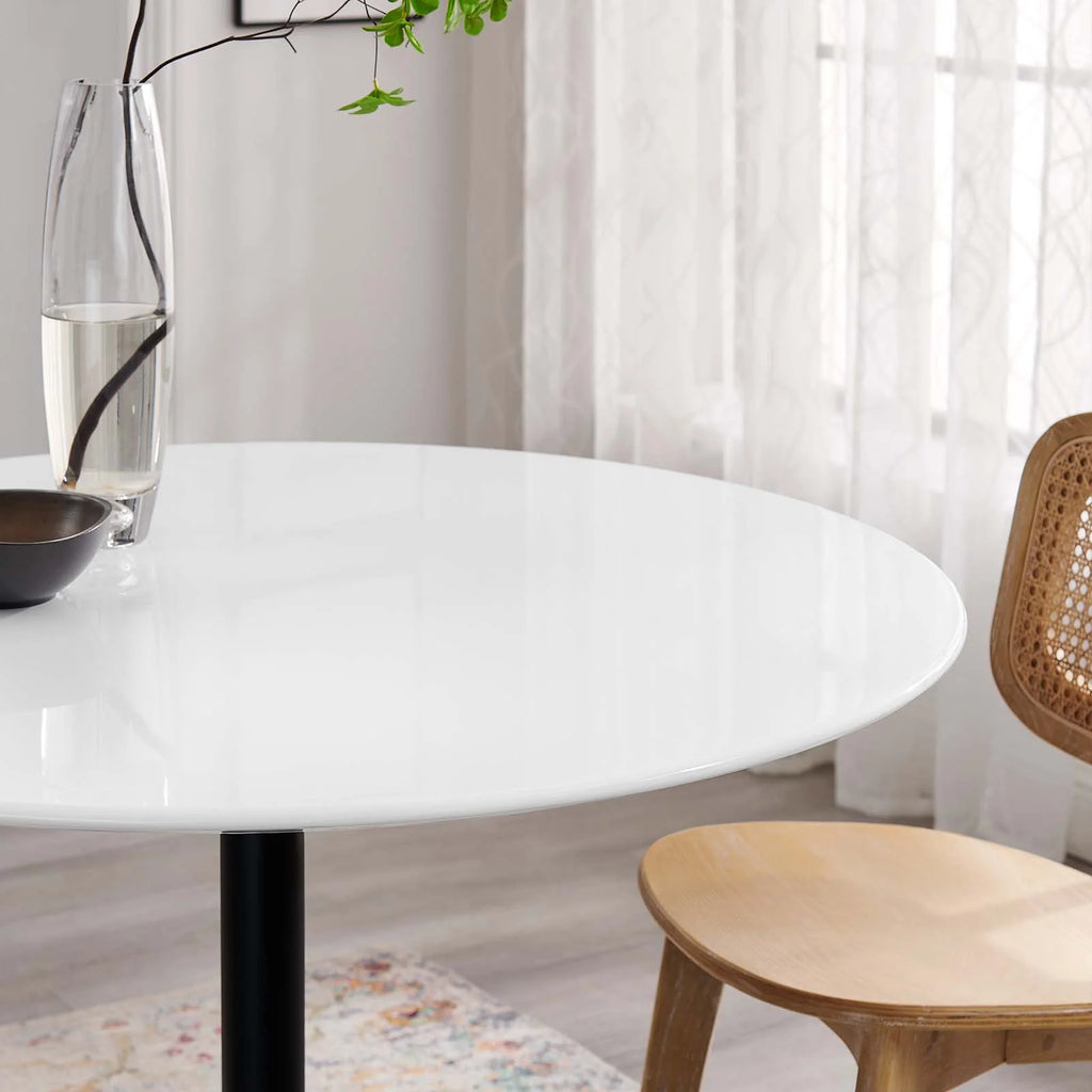 Round Dining Table G71582