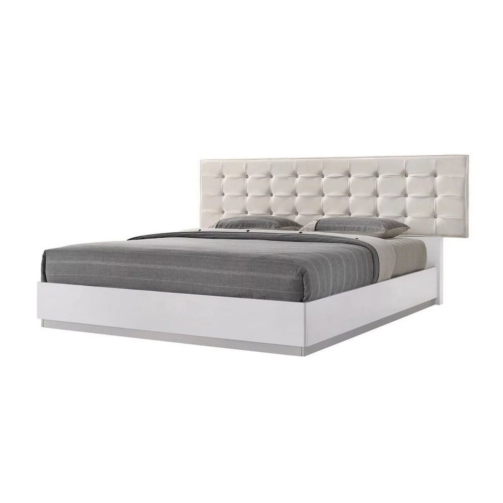 White 3-Piece Bedroom Set E9651