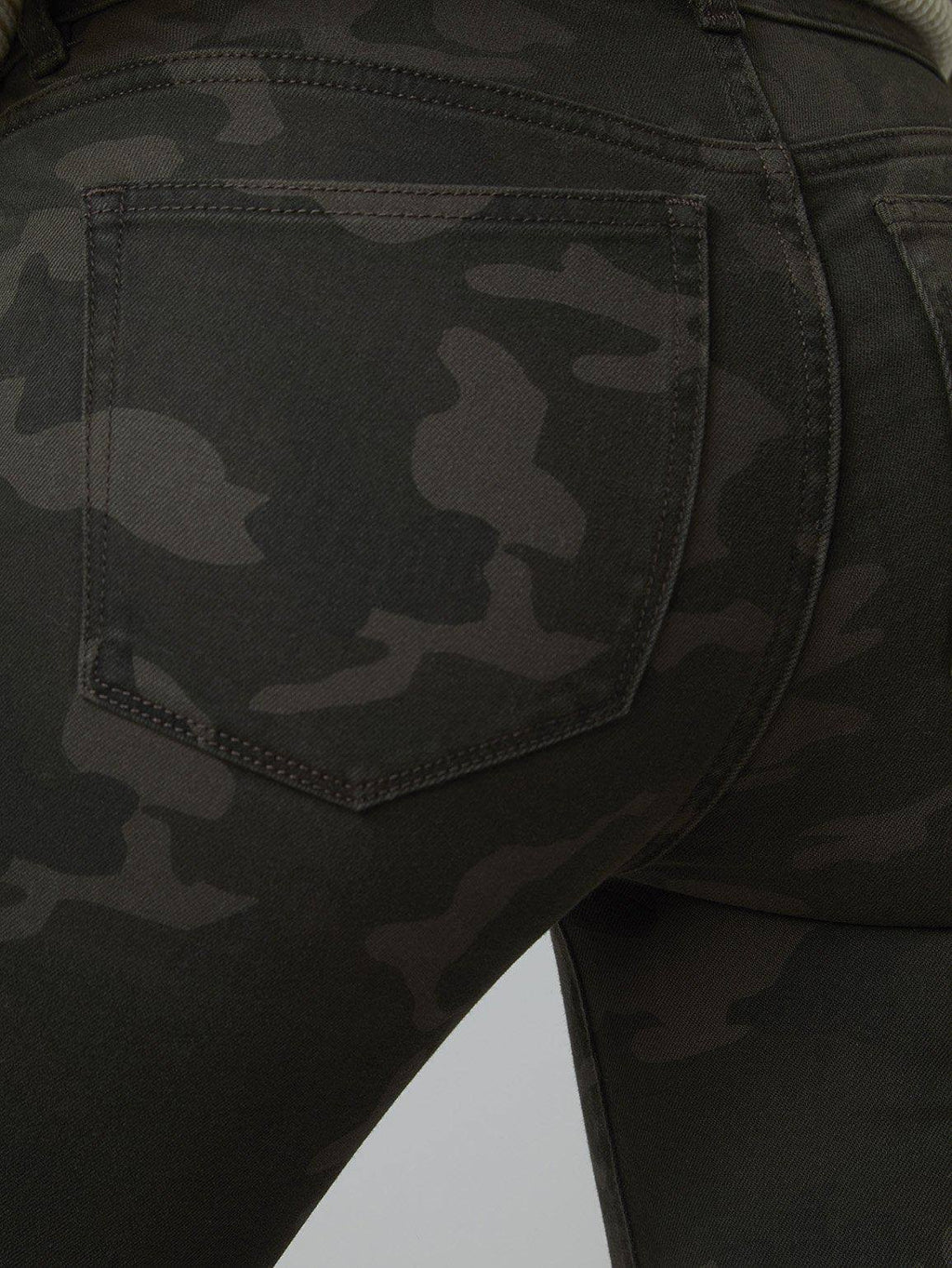 Skinny Mid Rise Crop 32 Dark Camo V897