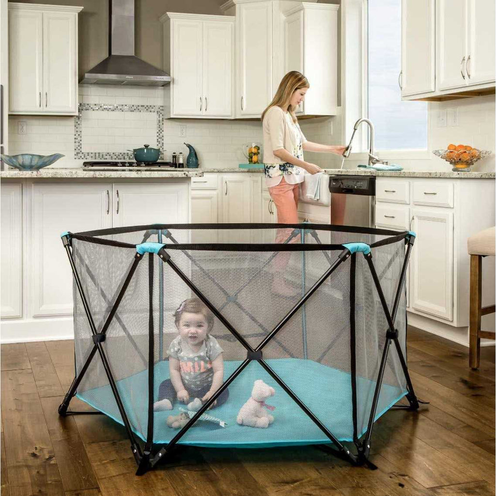Portable Play Yard I82990