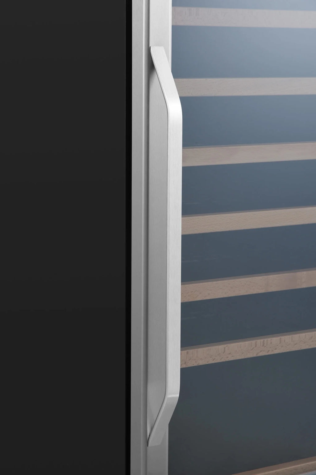 142 Bottle Dual Zone Wine Cooler G8535