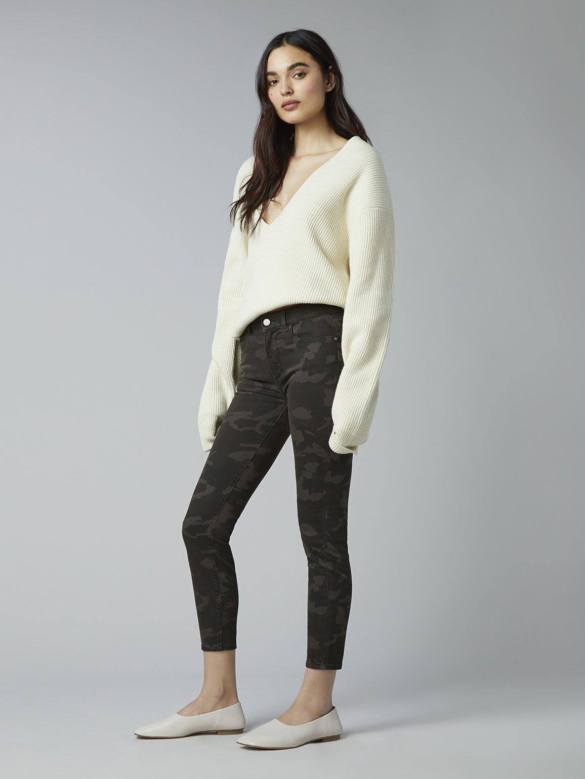 Skinny Mid Rise Crop 32 Dark Camo V897