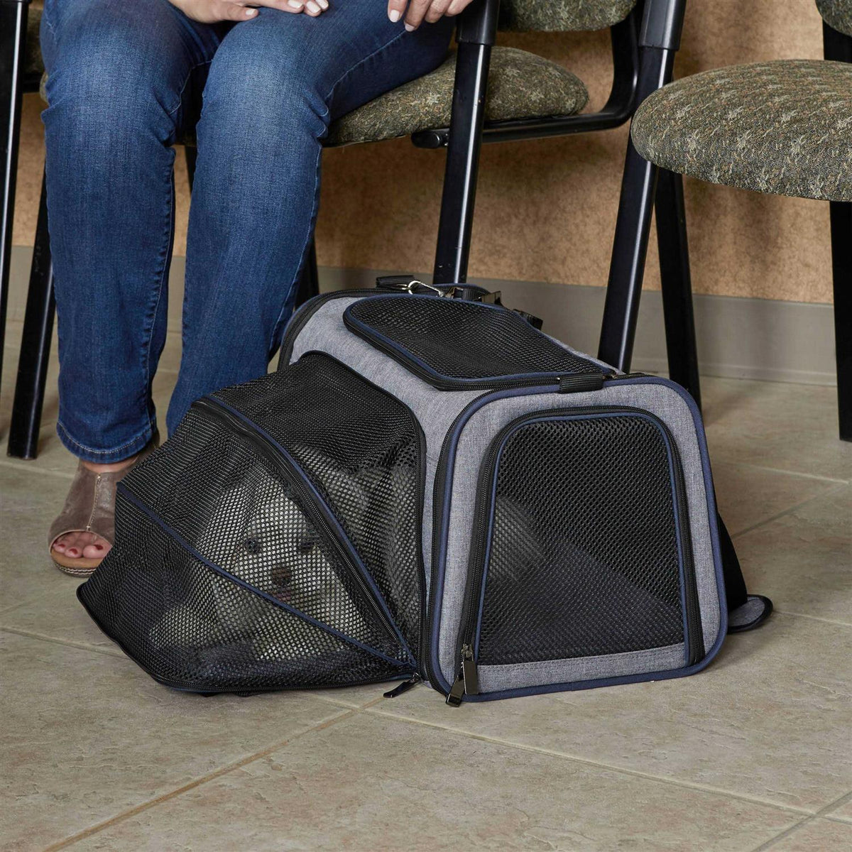 Pet Carrier X399046