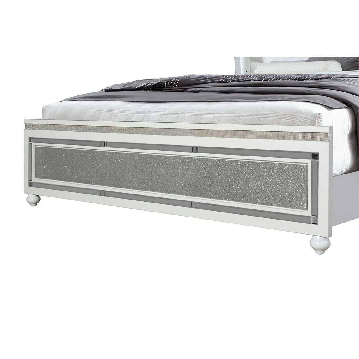 White Queen Bed With Led Lighting W82159