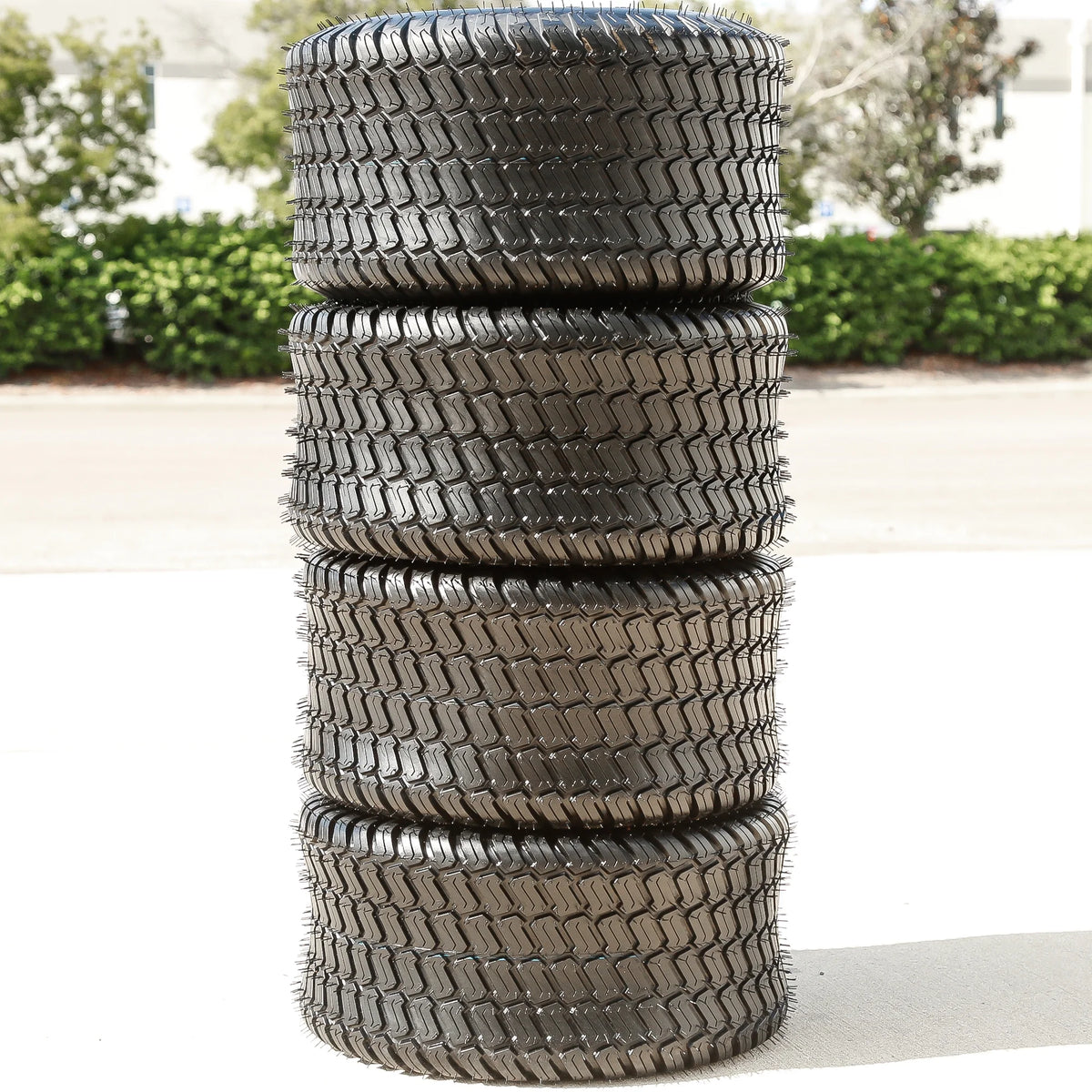 18x9.50-8 4 Ply Lawn & Garden Tire B564