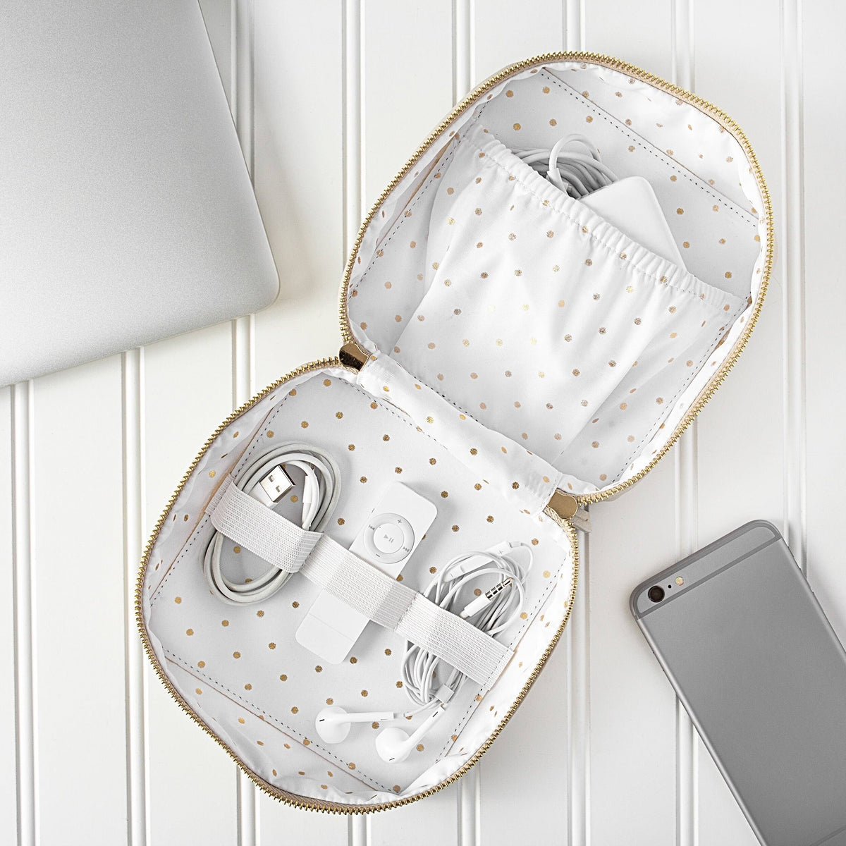 Travel Tech Case A23640