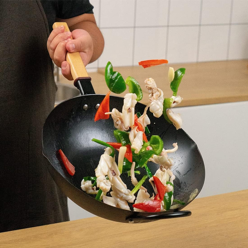 Carbon Steel Wok with Lid 12 Inch N24540