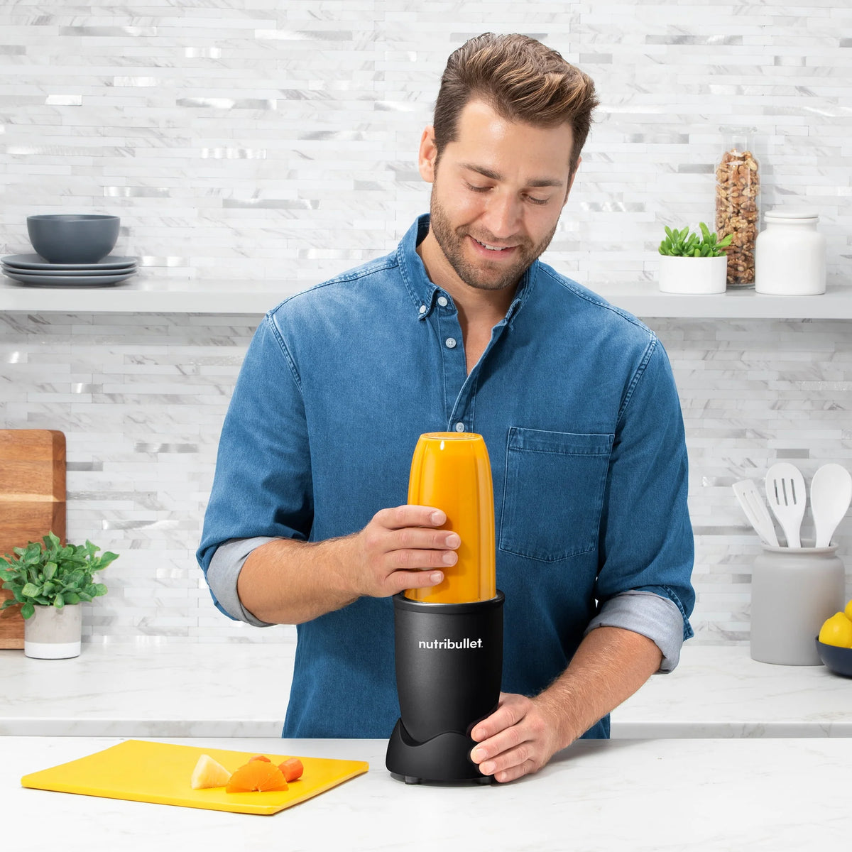 900 Watt 32 oz Personal Blender Z7723
