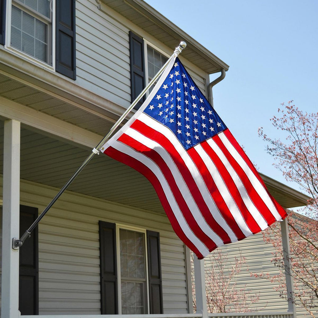 Embroidered American Flag Q93785
