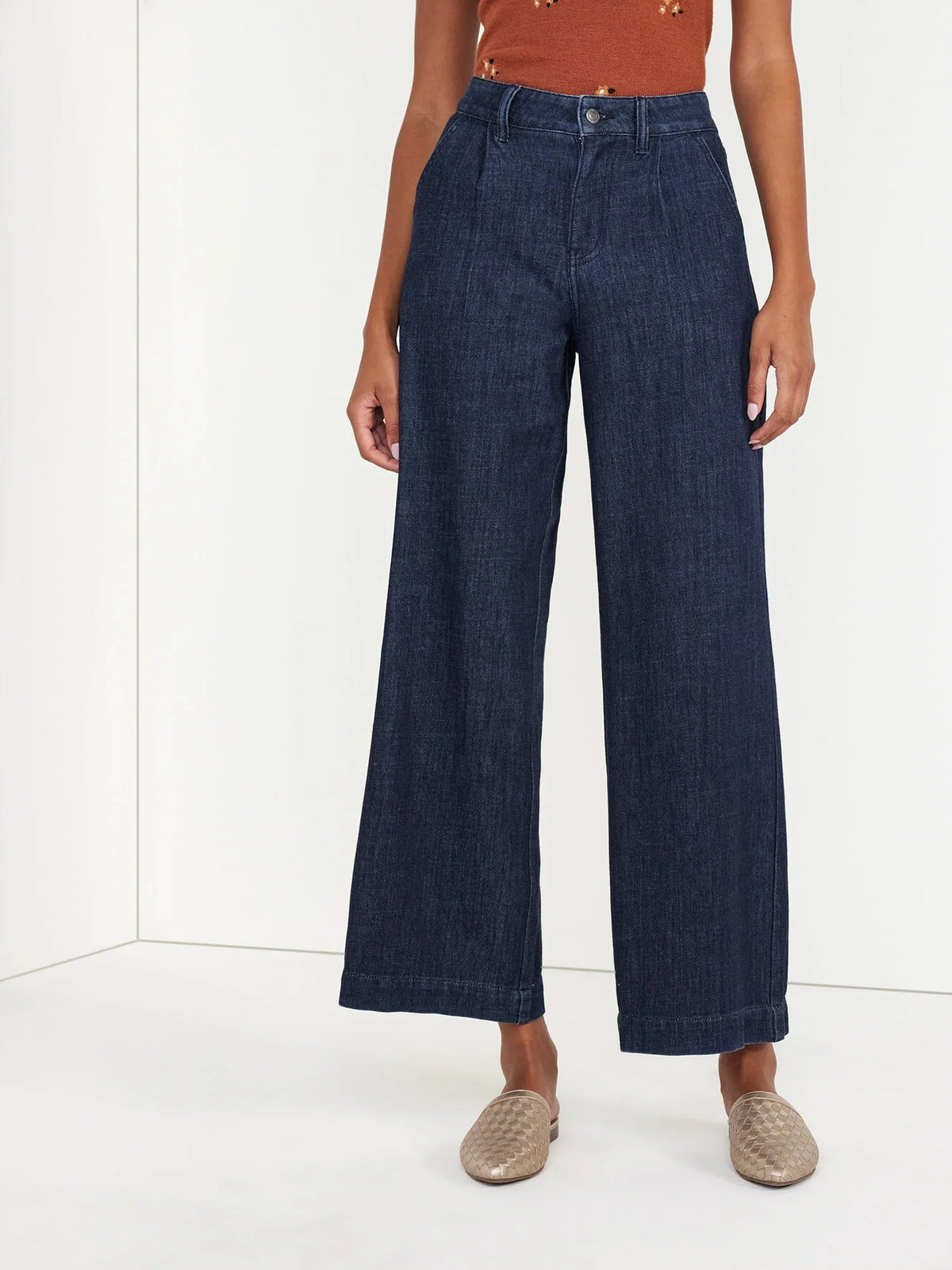 High Rise Wide Leg Trouser Jeans J8215