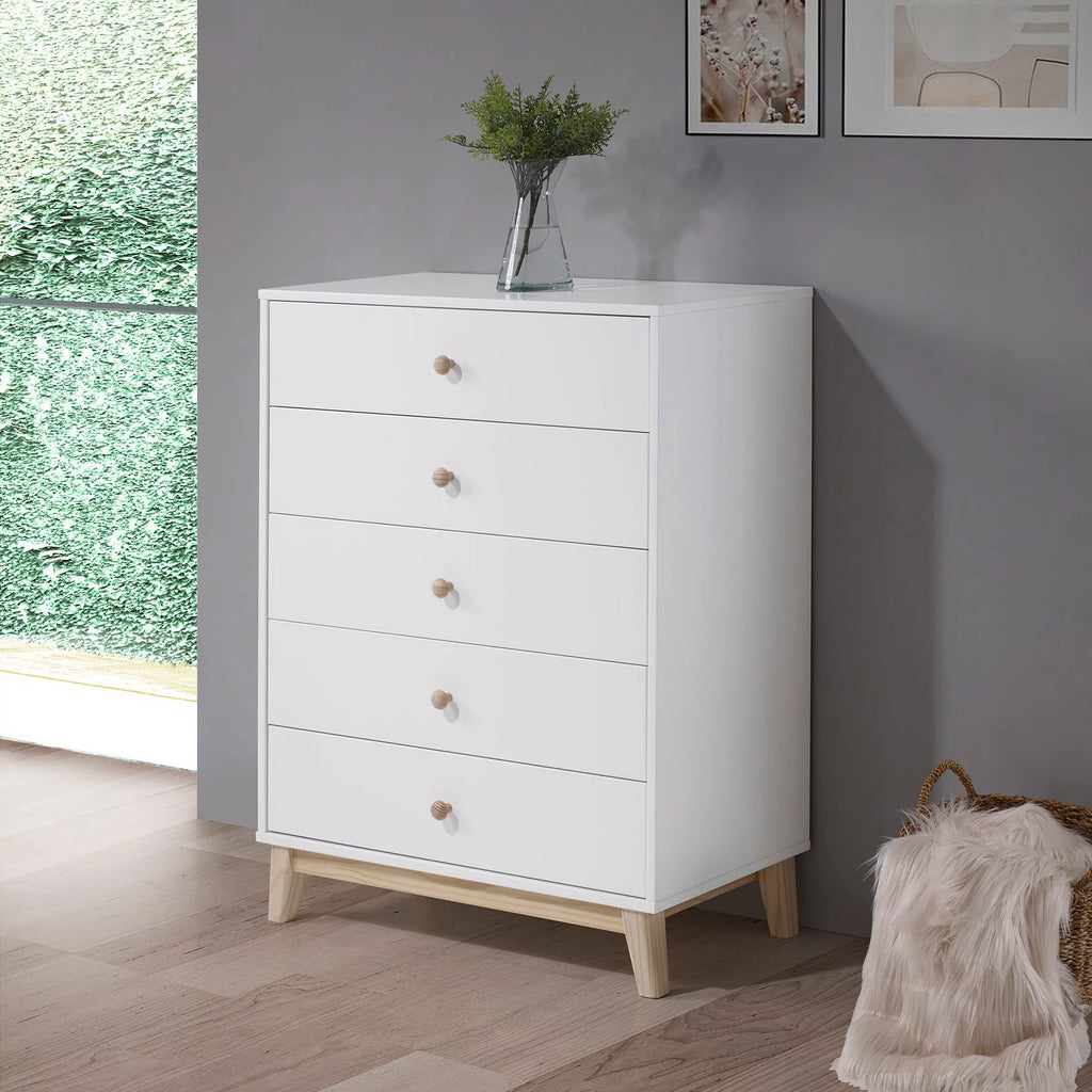 White 5-Drawer Chest O585590